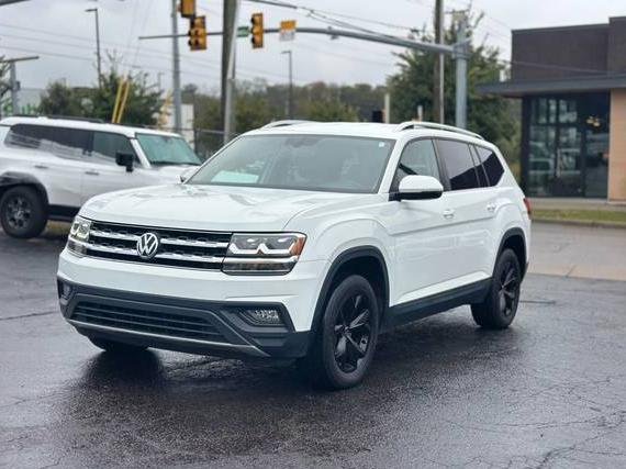 VOLKSWAGEN ATLAS 2018 1V2CR2CA5JC511690 image