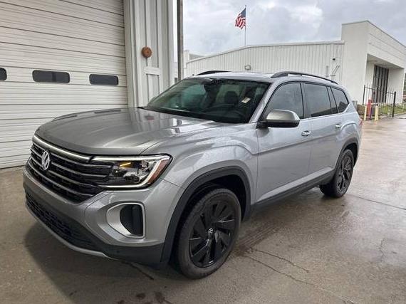 VOLKSWAGEN ATLAS 2024 1V2WR2CA2RC542114 image