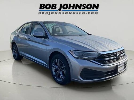 VOLKSWAGEN JETTA 2023 3VW7M7BU1PM042418 image