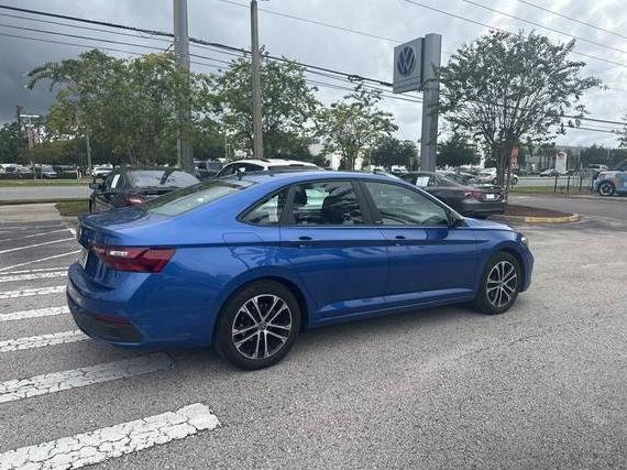 VOLKSWAGEN JETTA 2023 3VWBM7BU4PM006880 image VOLKSWAGEN JETTA 2023 3VWBM7BU4PM006880 image