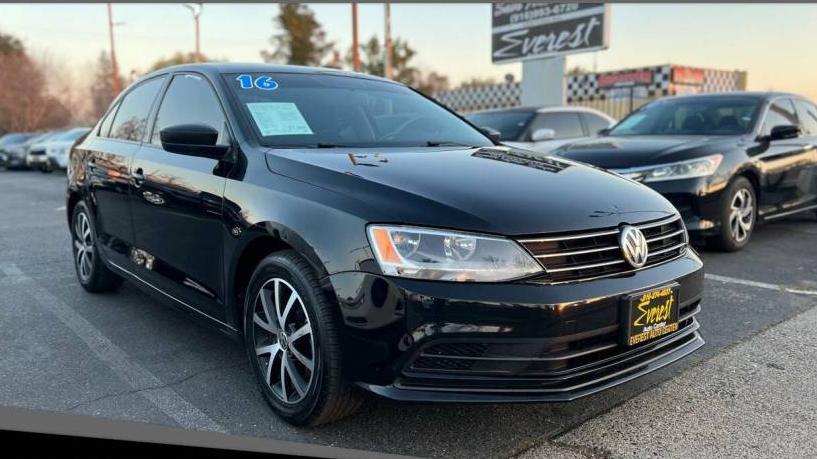 VOLKSWAGEN JETTA 2016 3VW167AJ4GM358628 image