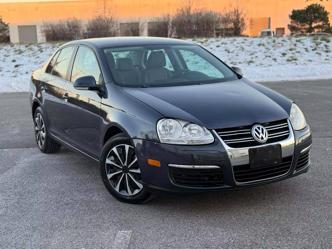 VOLKSWAGEN JETTA 2009 3VWJZ71K89M174893 image