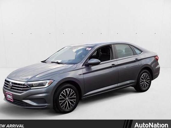 VOLKSWAGEN JETTA 2019 3VWE57BU4KM258213 image