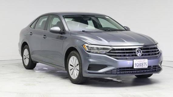 VOLKSWAGEN JETTA 2019 3VWC57BU1KM200034 image