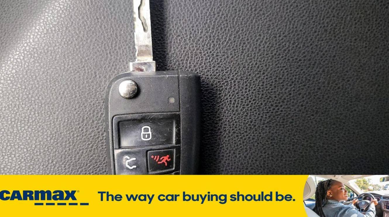 VOLKSWAGEN JETTA 2019 3VWC57BU6KM205598 image VOLKSWAGEN JETTA 2019 3VWC57BU6KM205598 image