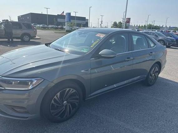 VOLKSWAGEN JETTA 2019 3VWG57BU5KM002610 image