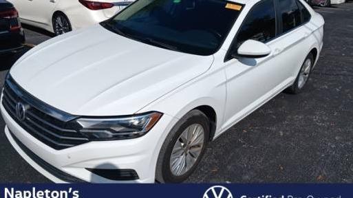 VOLKSWAGEN JETTA 2019 3VWC57BU0KM169794 image