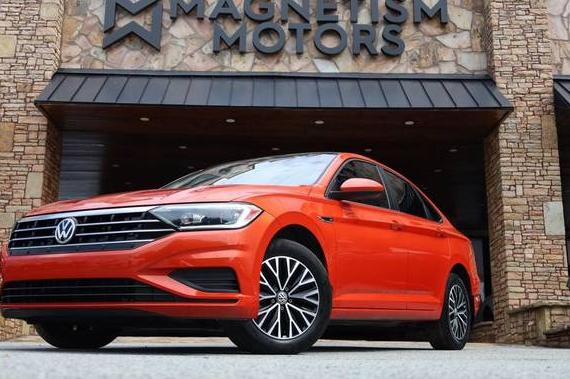 VOLKSWAGEN JETTA 2019 3VWE57BU6KM036112 image