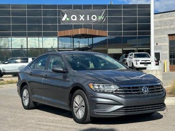 VOLKSWAGEN JETTA 2019 3VWN57BU9KM099530 image VOLKSWAGEN JETTA 2019 3VWN57BU9KM099530 image