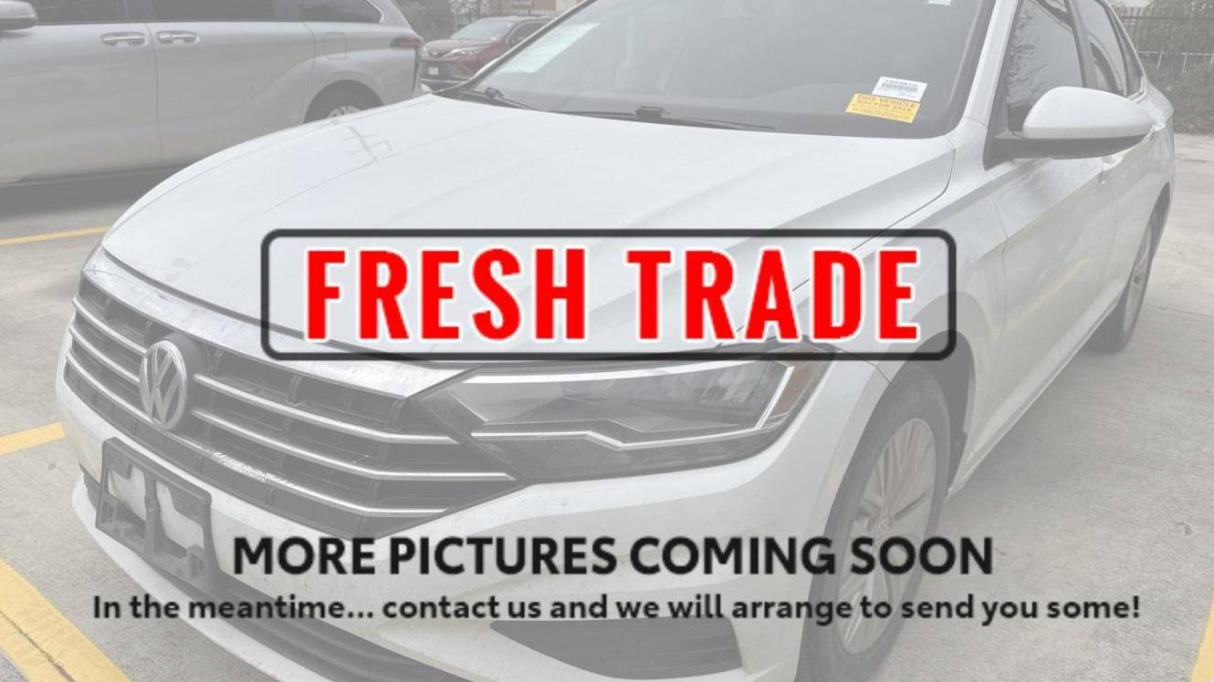 VOLKSWAGEN JETTA 2019 3VWN57BUXKM213454 image