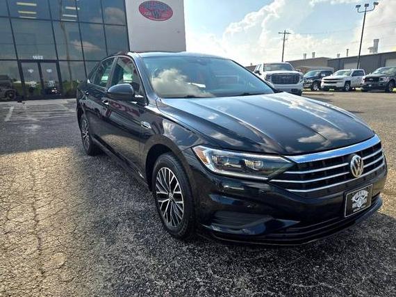 VOLKSWAGEN JETTA 2019 3VWE57BU9KM160679 image
