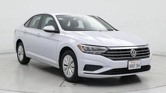 VOLKSWAGEN JETTA 2019 3VWC57BU4KM083761 image