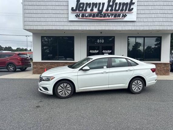 VOLKSWAGEN JETTA 2019 3VWN57BU0KM090540 image