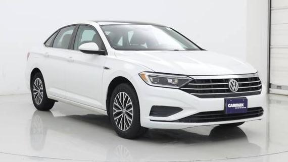VOLKSWAGEN JETTA 2019 3VWE57BUXKM066925 image
