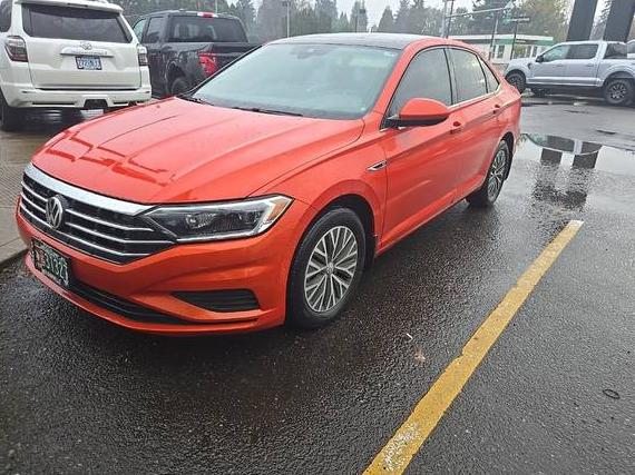 VOLKSWAGEN JETTA 2019 3VWEB7BU6KM156887 image VOLKSWAGEN JETTA 2019 3VWEB7BU6KM156887 image