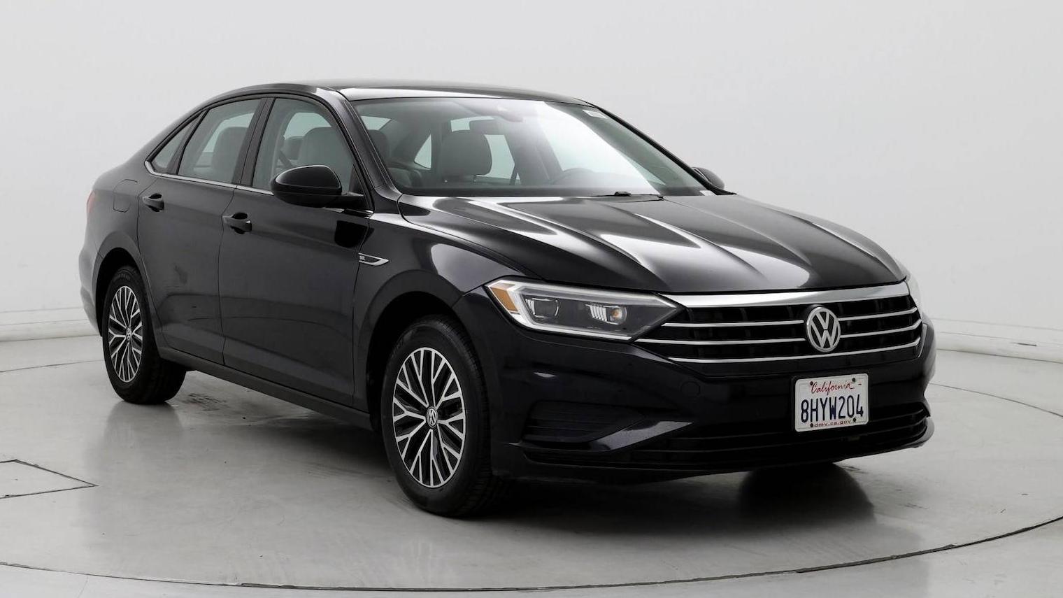 VOLKSWAGEN JETTA 2019 3VWE57BU4KM114550 image