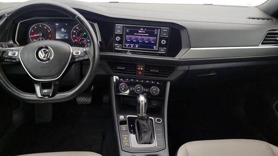 VOLKSWAGEN JETTA 2019 3VWC57BU6KM110667 image