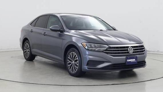 VOLKSWAGEN JETTA 2019 3VWCB7BUXKM240458 image