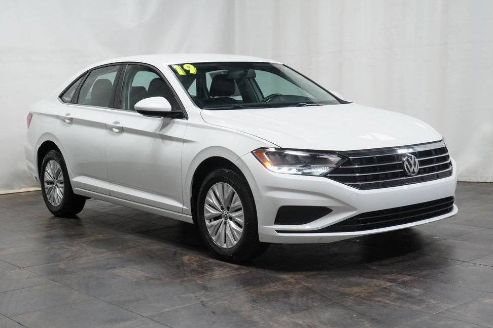 VOLKSWAGEN JETTA 2019 3VWC57BU6KM082174 image