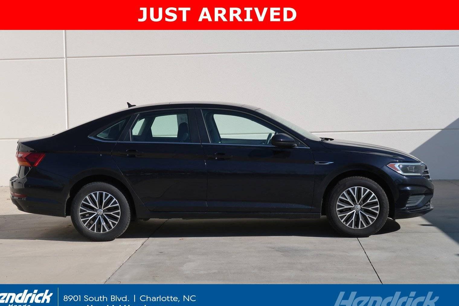 VOLKSWAGEN JETTA 2019 3VWE57BU8KM111313 image