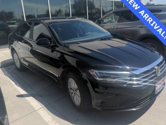 VOLKSWAGEN JETTA 2019 3VWC57BUXKM111403 image