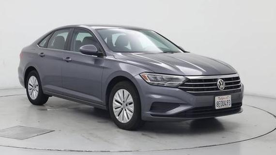VOLKSWAGEN JETTA 2019 3VWC57BU0KM047890 image