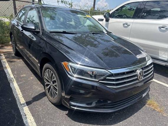 VOLKSWAGEN JETTA 2019 3VWE57BU8KM191213 image