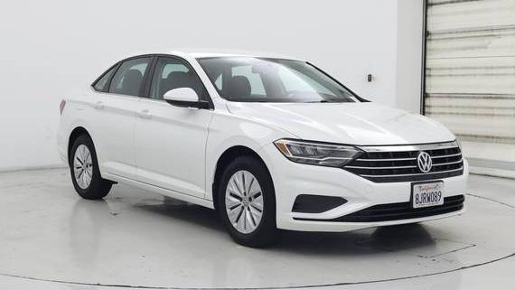 VOLKSWAGEN JETTA 2019 3VWC57BU8KM027466 image VOLKSWAGEN JETTA 2019 3VWC57BU8KM027466 image