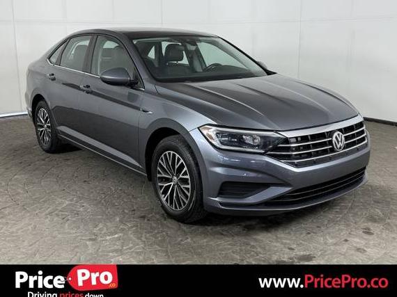 VOLKSWAGEN JETTA 2019 3VWE57BU1KM038575 image
