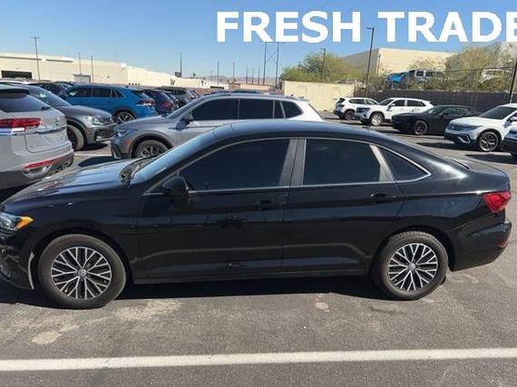 VOLKSWAGEN JETTA 2019 3VWCB7BU2KM186072 image VOLKSWAGEN JETTA 2019 3VWCB7BU2KM186072 image