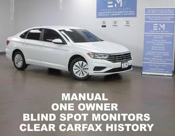 VOLKSWAGEN JETTA 2019 3VWN57BU7KM105258 image VOLKSWAGEN JETTA 2019 3VWN57BU7KM105258 image