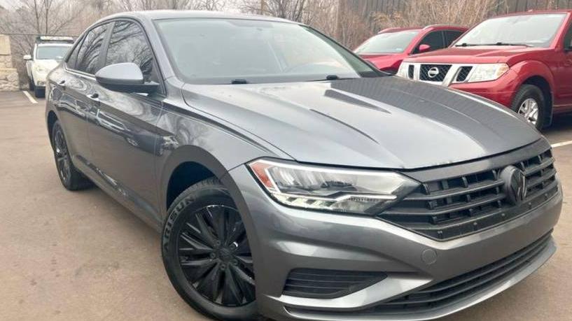 VOLKSWAGEN JETTA 2019 3VWC57BUXKM020373 image