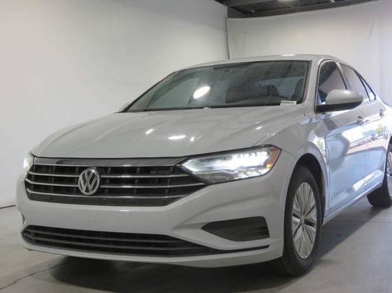 VOLKSWAGEN JETTA 2019 3VWC57BU8KM091815 image VOLKSWAGEN JETTA 2019 3VWC57BU8KM091815 image