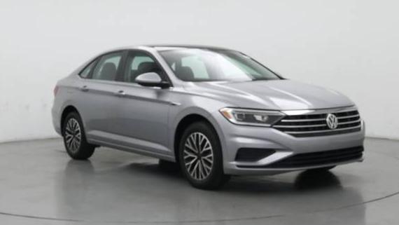 VOLKSWAGEN JETTA 2019 3VWEB7BU4KM182162 image