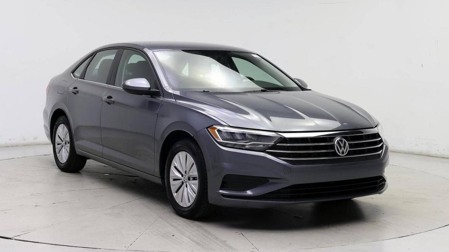 VOLKSWAGEN JETTA 2019 3VWCB7BU9KM154638 image