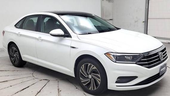 VOLKSWAGEN JETTA 2019 3VWG57BU0KM040178 image