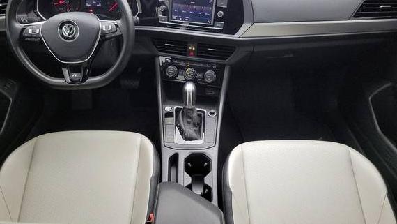 VOLKSWAGEN JETTA 2019 3VWC57BU5KM062126 image