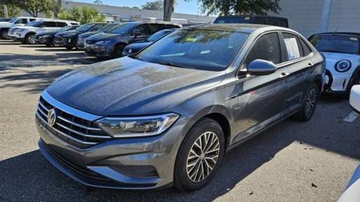 VOLKSWAGEN JETTA 2019 3VWE57BU6KM038068 image