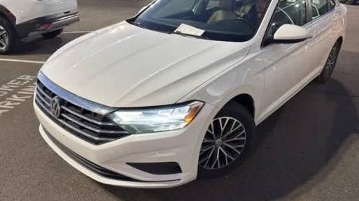 VOLKSWAGEN JETTA 2019 3VWCB7BU8KM269151 image