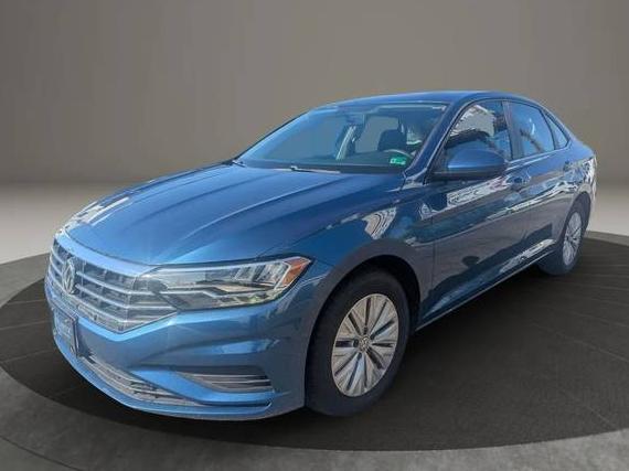 VOLKSWAGEN JETTA 2019 3VWC57BU5KM072882 image VOLKSWAGEN JETTA 2019 3VWC57BU5KM072882 image