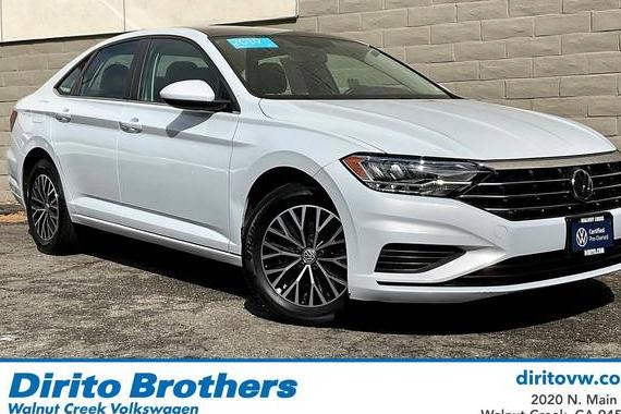 VOLKSWAGEN JETTA 2019 3VWCB7BUXKM138772 image