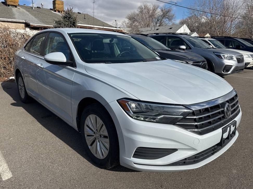 VOLKSWAGEN JETTA 2019 3VWCB7BU5KM131213 image