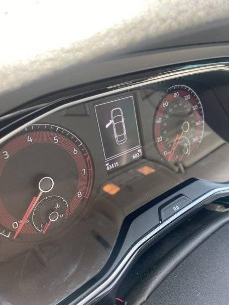 VOLKSWAGEN JETTA 2019 3VWN57BU8KM096618 image