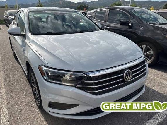 VOLKSWAGEN JETTA 2019 3VWE57BU3KM120078 image