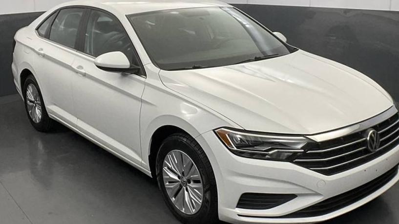 VOLKSWAGEN JETTA 2019 3VWC57BU3KM125398 image