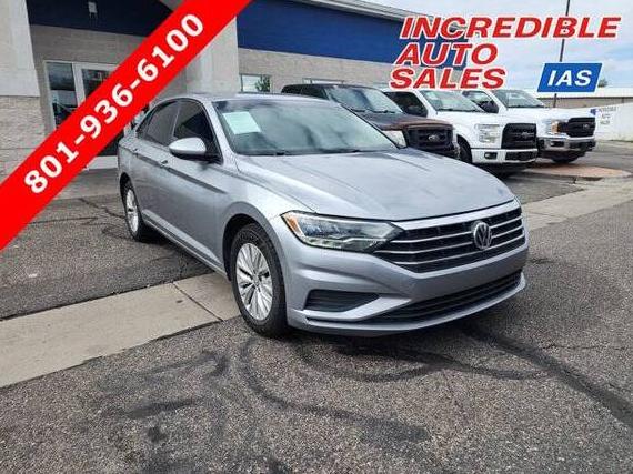 VOLKSWAGEN JETTA 2019 3VWN57BU1KM266172 image VOLKSWAGEN JETTA 2019 3VWN57BU1KM266172 image