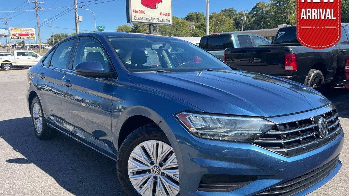 VOLKSWAGEN JETTA 2019 3VWC57BU1KM051768 image