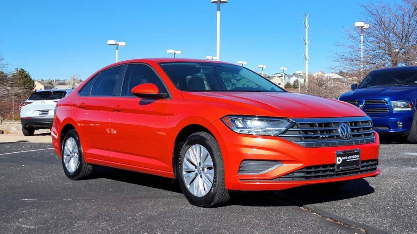 VOLKSWAGEN JETTA 2019 3VWC57BU5KM017302 image