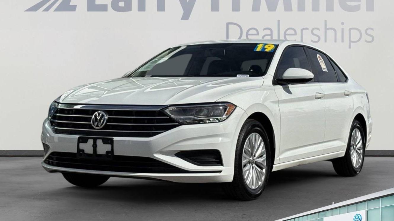 VOLKSWAGEN JETTA 2019 3VWC57BU2KM082379 image