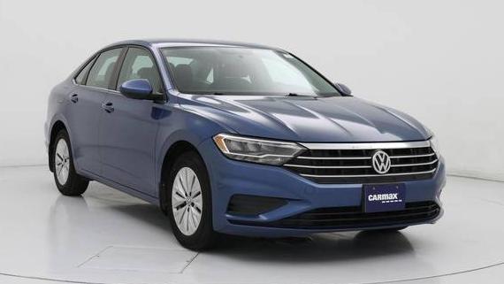 VOLKSWAGEN JETTA 2019 3VWCB7BU8KM233394 image